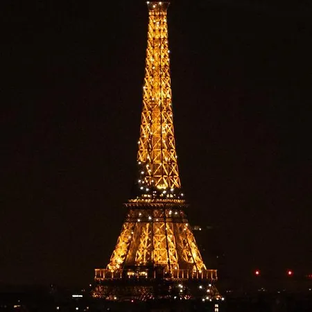 Joli T2 Proche Du Metro Avec Vue Tour Eiffel Appartement