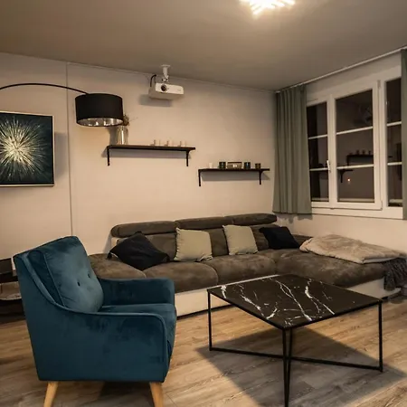 Appartement Joli T2 Proche Du Metro Avec Vue Tour Eiffel *